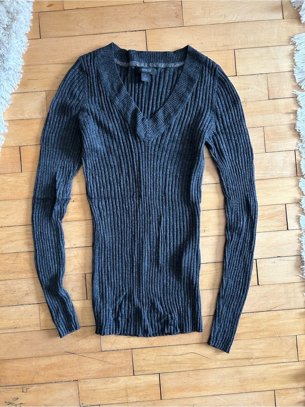 Y2K Express Women's Charcoal Ribbed V-Neck Sweater